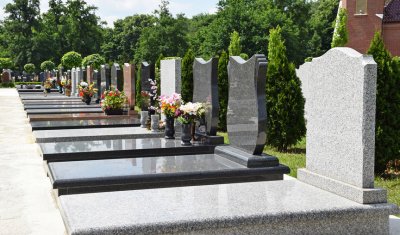 Création de plaque funéraire personnalisable - POMPES FUNÈBRES MARCO à Entraigues-sur-la-Sorgue